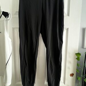 Nike women’s Black pant